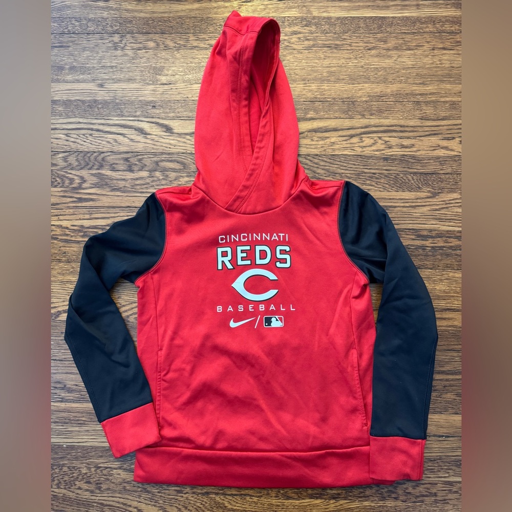 #666 Nike Cincinnati Reds Hoodie - Red and Black size S-P-ch